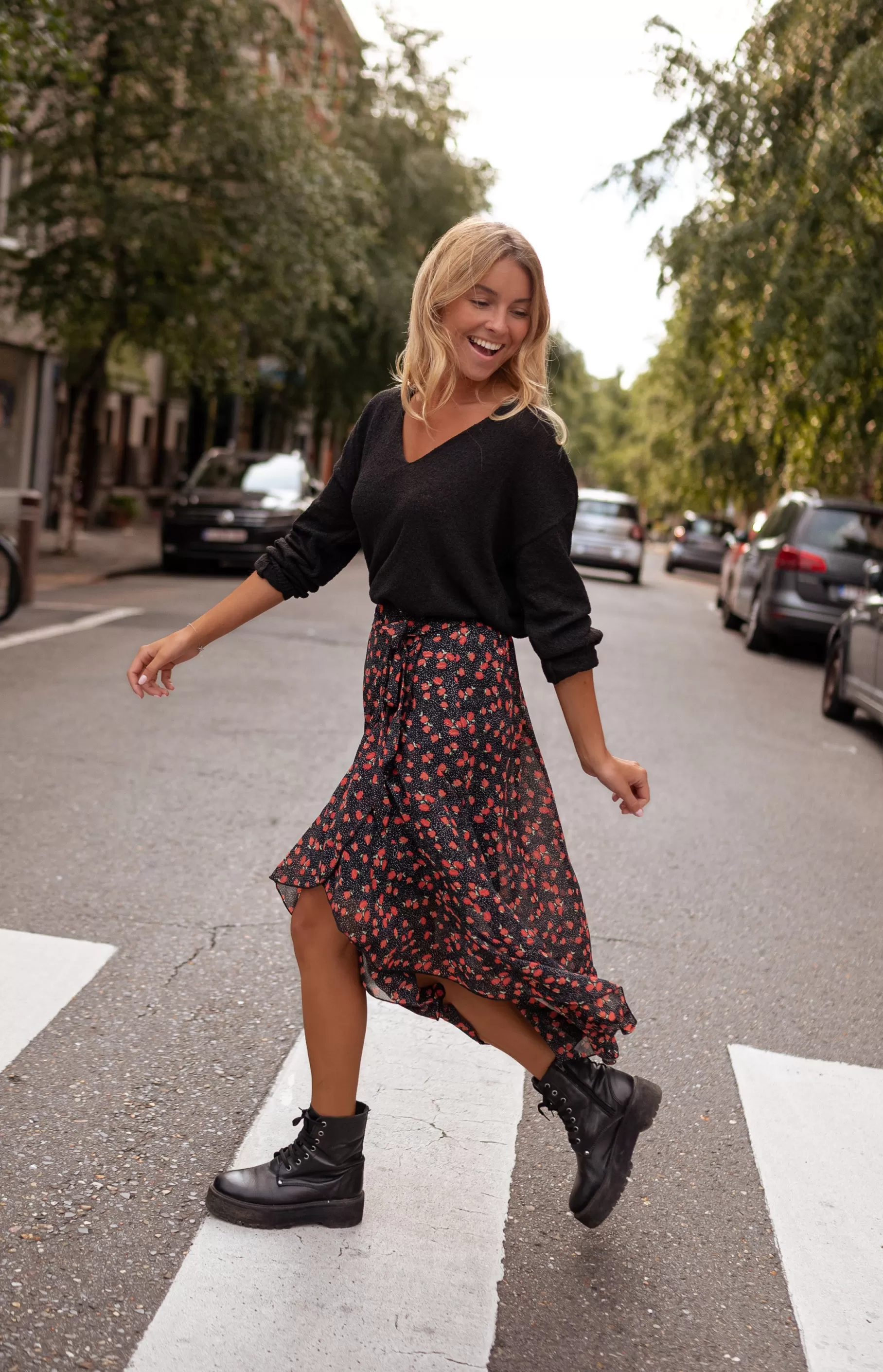 Easy Clothes Jupes & Shorts-Jupe Mi Longue London - Noire Avec Motifs - Fluide